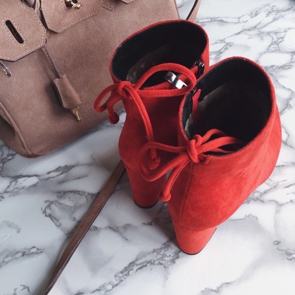 "Vixen of the Night" (Red) - Picture 5 of 6